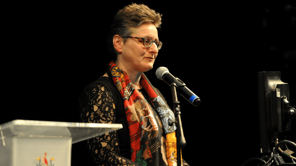 Dr Joanna Omylinska-Thurston